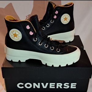 Converse CTAS LUGGED WINTER HI .